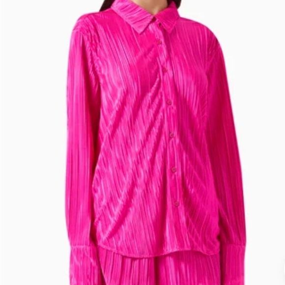 Good American Tops - Good American Fuchsia Always Fits Plisse Pleated Button Down Blouse Size 5/6 NWT